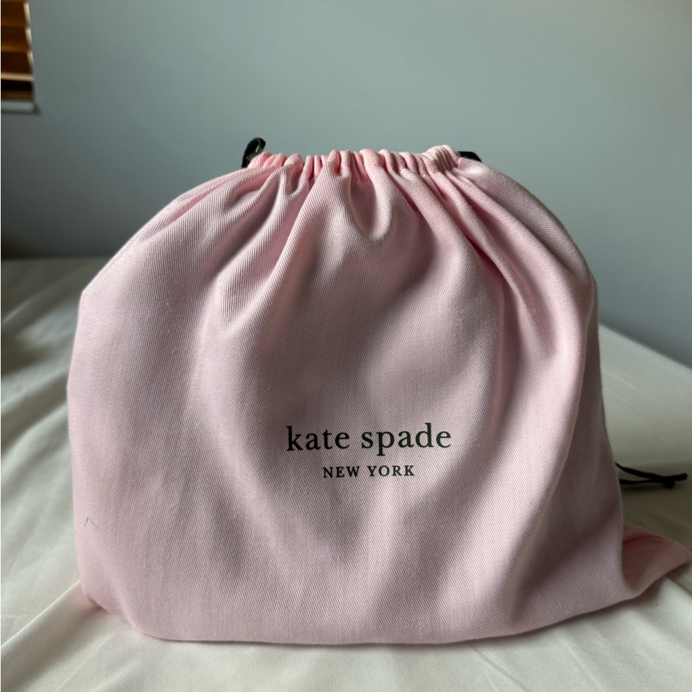 Black Kate Spade Cross body purse/handbag